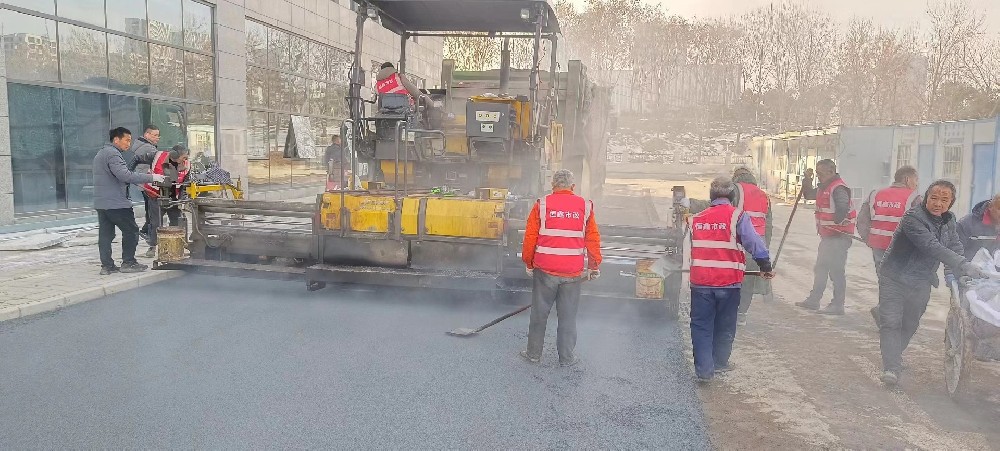 郑州沥青砼道路施工技术的优点