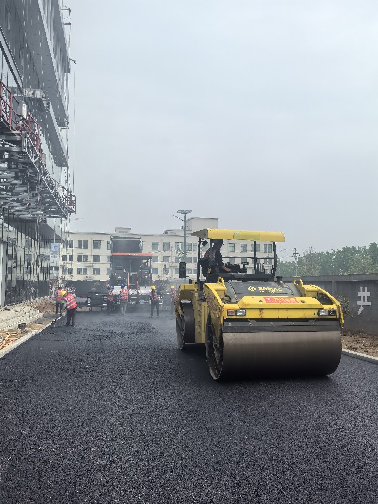 郑州沥青路面碾压温度控制